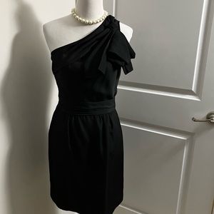 THE LIMITED| bow black one shoulder dress | size 6